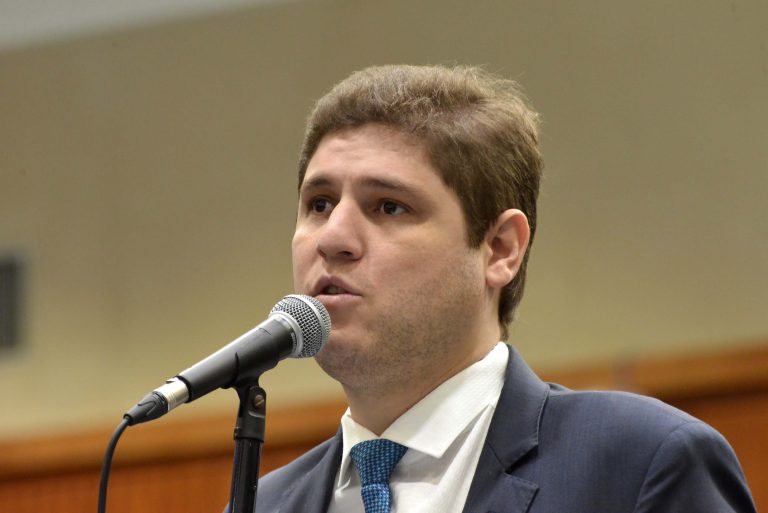 Deputado Lucas Calil quer criar índice de avaliação para que a educação seja levada em conta na distribuição do ICMS