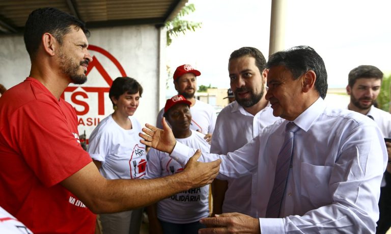 Bolsa Família: 2,5 milhões recebem de forma irregular