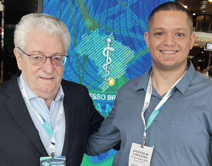 <strong></noscript>Dr. Phelip Xavier, participou do 17º Congresso Brasileiro de Clínica Médica</strong>